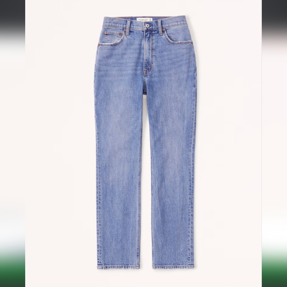 Abercrombie & Fitch Curve Love Ankle Straight Jeans